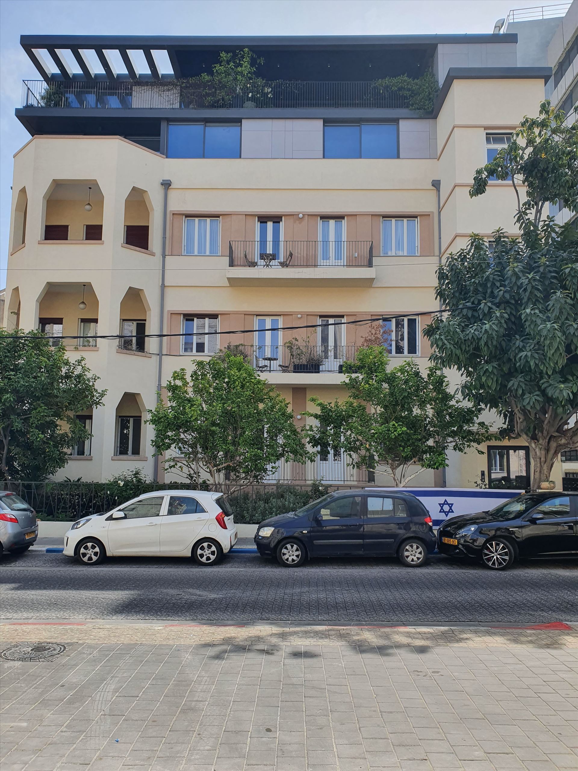 יבנה 9, תל אביב, מבנה לשימור תמונה מספר 3