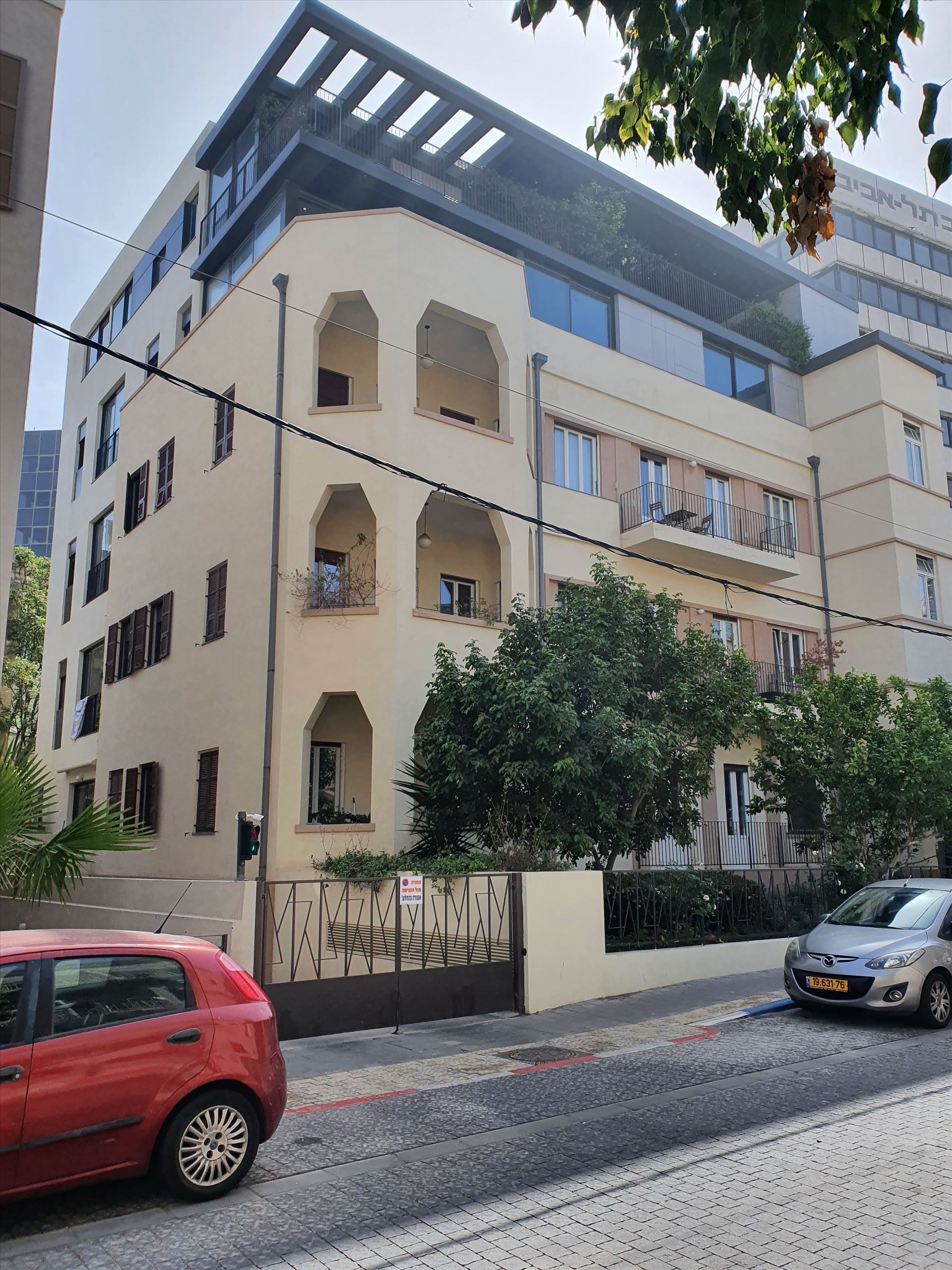 יבנה 9, תל אביב, מבנה לשימור - תמונה 2