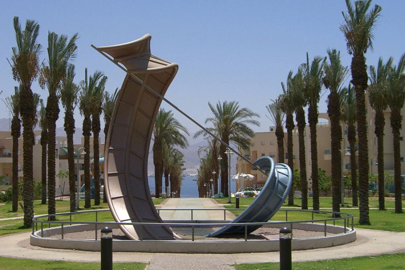 שעון שמש שבילים, אילת